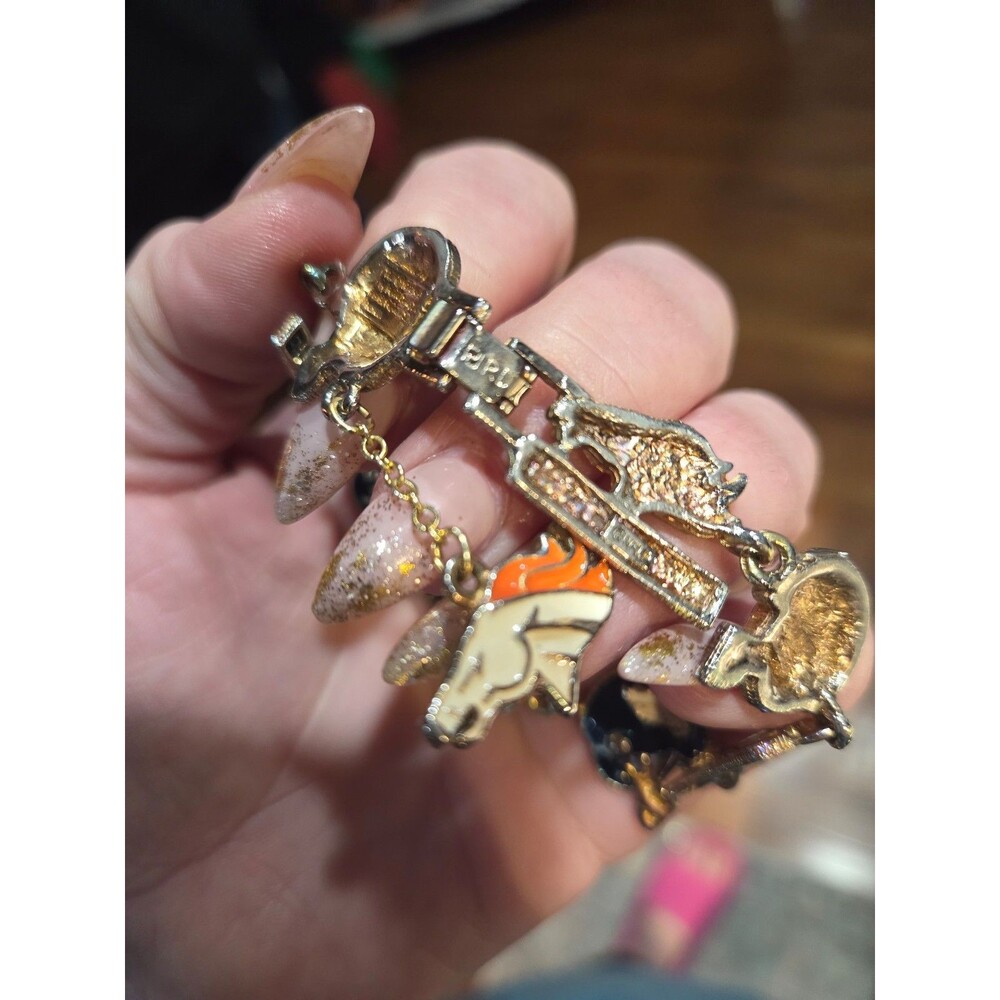 Denver Broncos Bracelet/Earrings